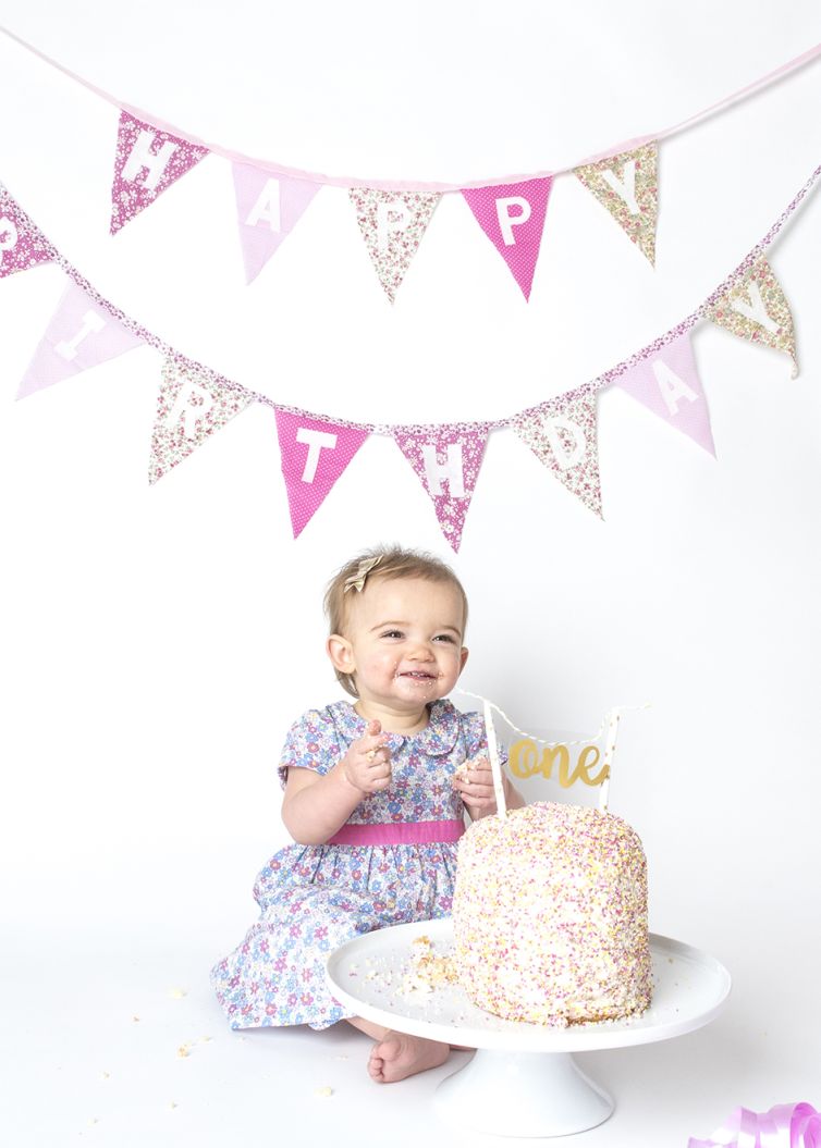 James Turner Photography - Cake Smash & Splash Photography