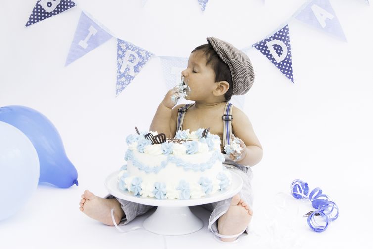 James Turner Photography - Cake Smash & Splash Photography