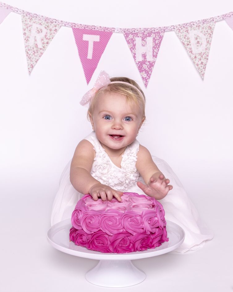 James Turner Photography - Cake Smash & Splash Photography