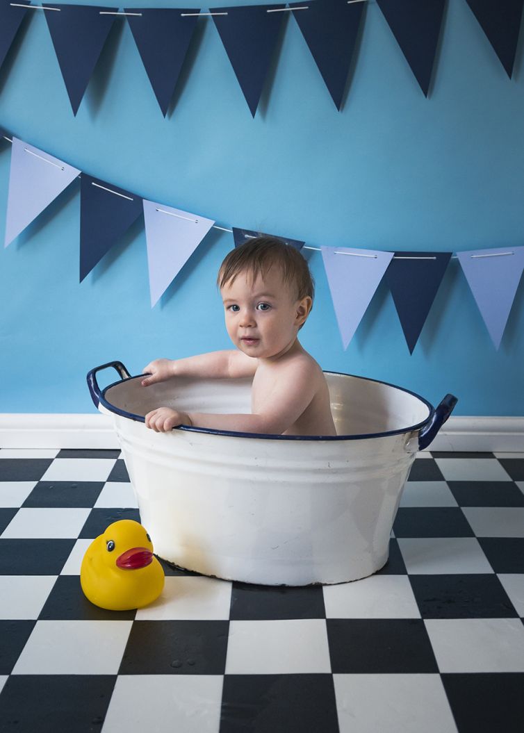 James Turner Photography - Cake Smash & Splash Photography